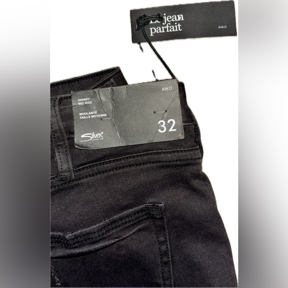 NWT Silver Jeans | Sz. 32 Women's Mid-Rise Black Skinny Jeans - Picture 11 of 12
